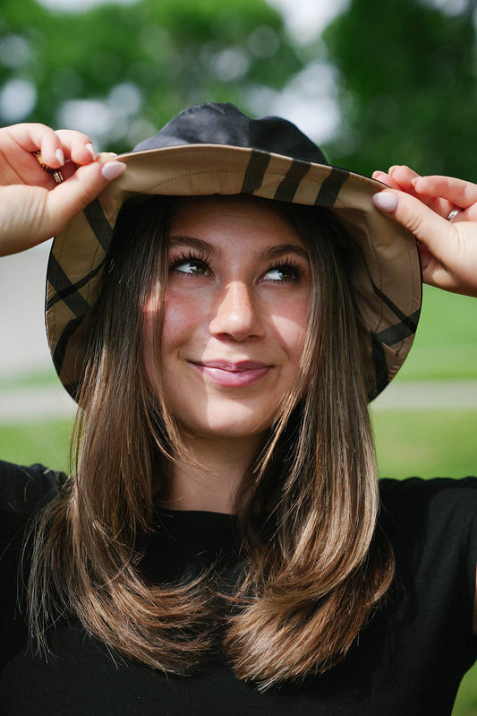 Shiny Black & Plaid RAINCAP