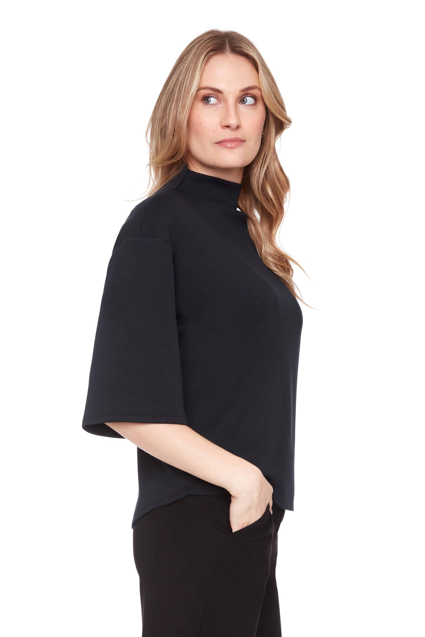UP!Short Sleeve Turtleneck