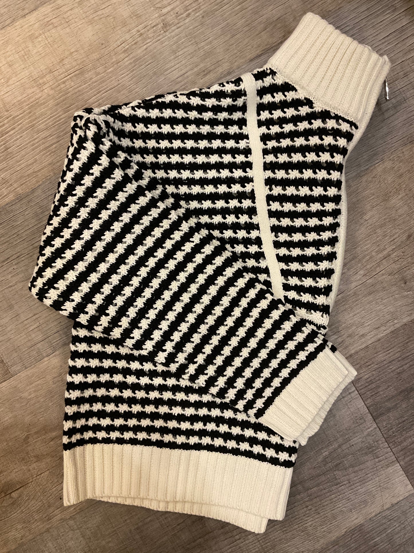 Black & White 1/4 Zip
